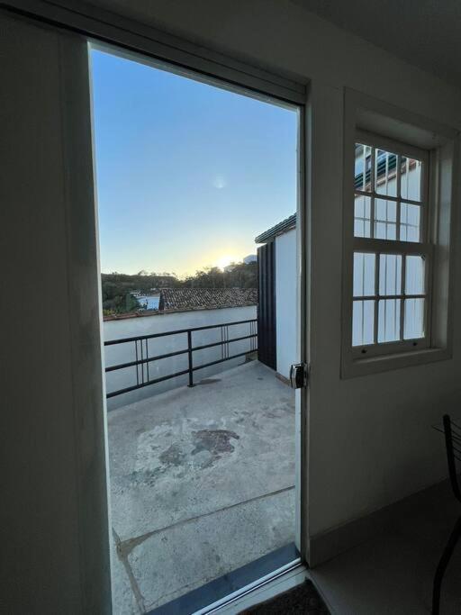 Estadia Das Gerais - Casa De Hospedes Adoravel Com Jacuzzi Ору-Прету Экстерьер фото